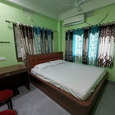 Ujjayanta Homestay Agartala Exteriör bild