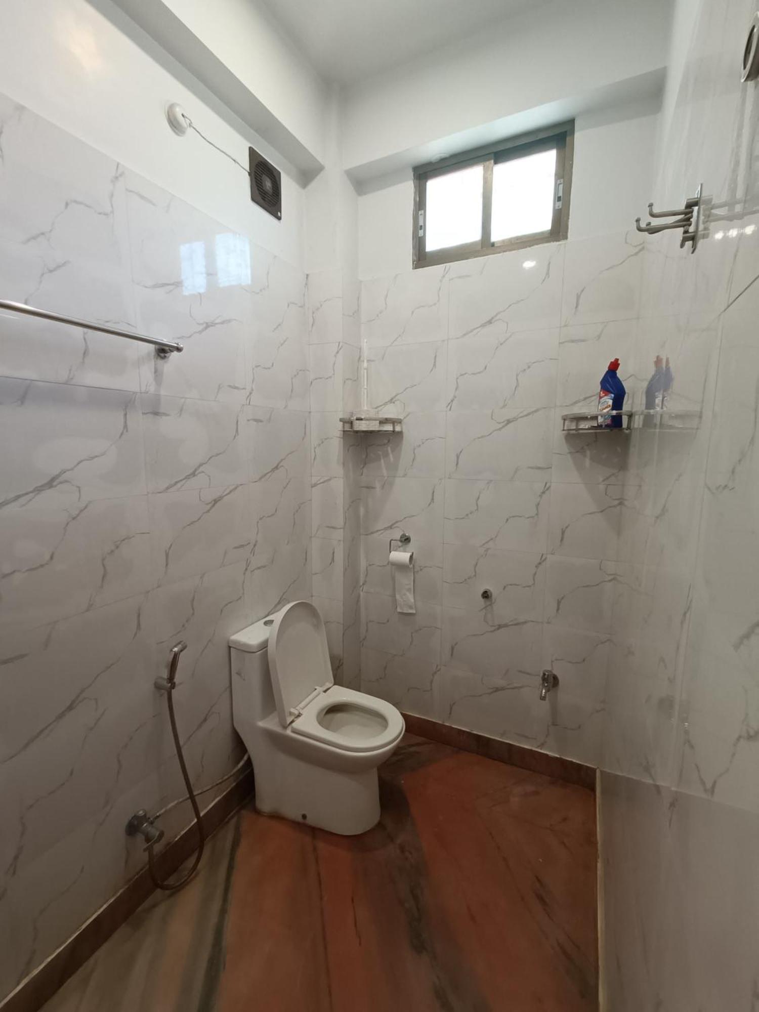 Ujjayanta Homestay Agartala Exteriör bild
